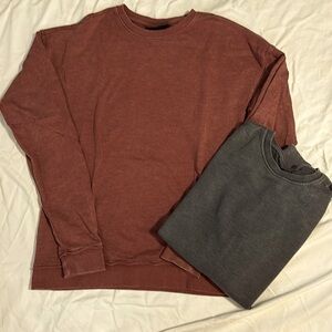 Lightweight sweatshirt with raw edge trim size small sold as set GUC